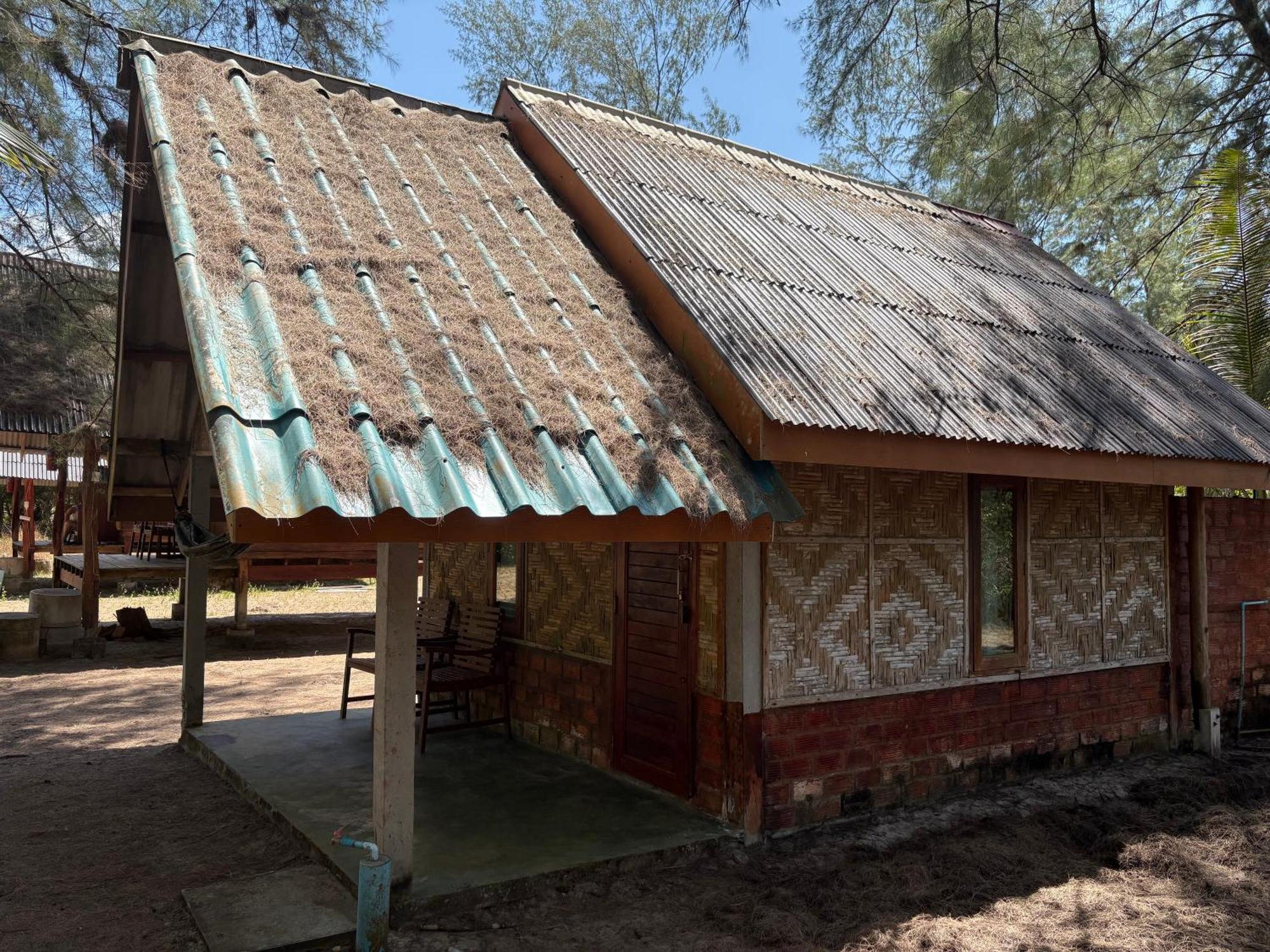 Rakkan Resort Ko Phra Thong Exterior photo